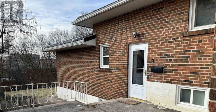 BSMT-93 Jeffcoat Drive, Toronto, ON, M9W 3B9 - 3