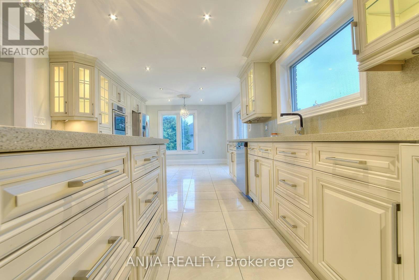 44 Bellini Avenue, Brampton, ON, L6P 0E2 - 7