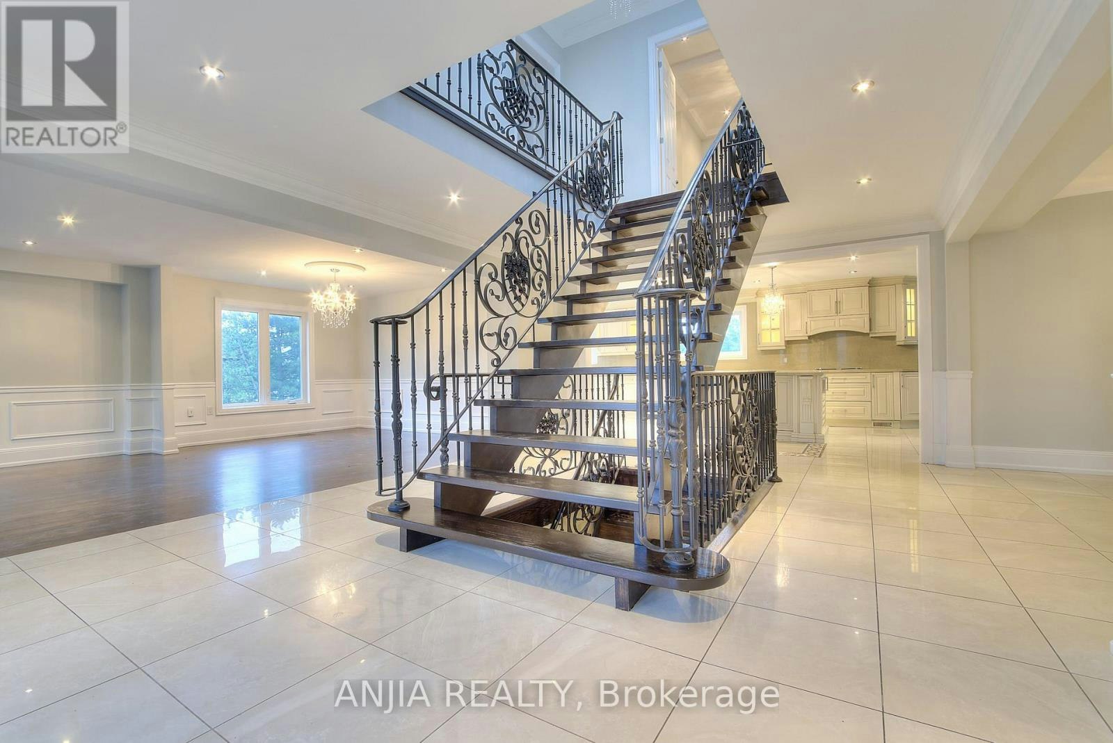 44 Bellini Avenue, Brampton, ON, L6P 0E2 - 3