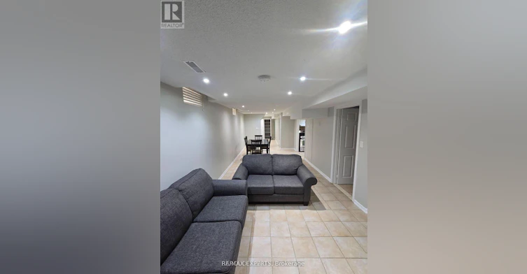 LOWER-19 Rory Road, Toronto, ON, M6L 3E9 - 5