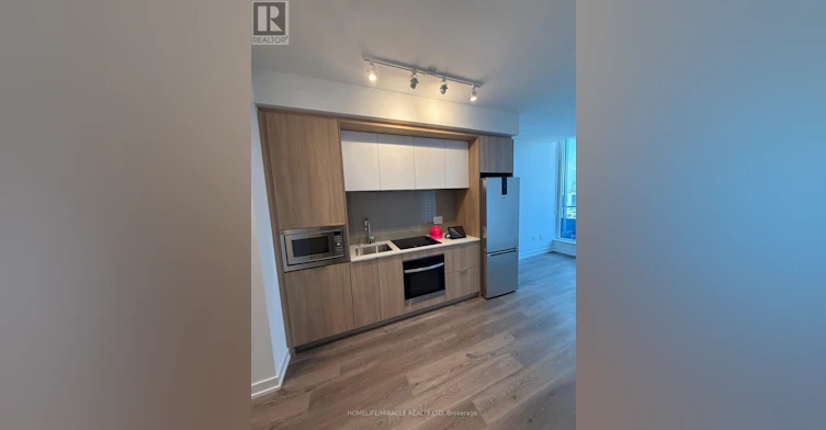 607-395 Square One Drive, Mississauga, ON, L5B 0P6 - 4