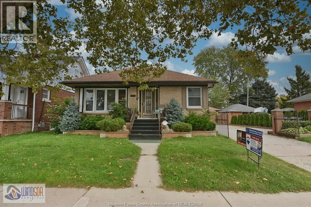 1534 Pillette Road, Windsor, ON, N8Y 3C2