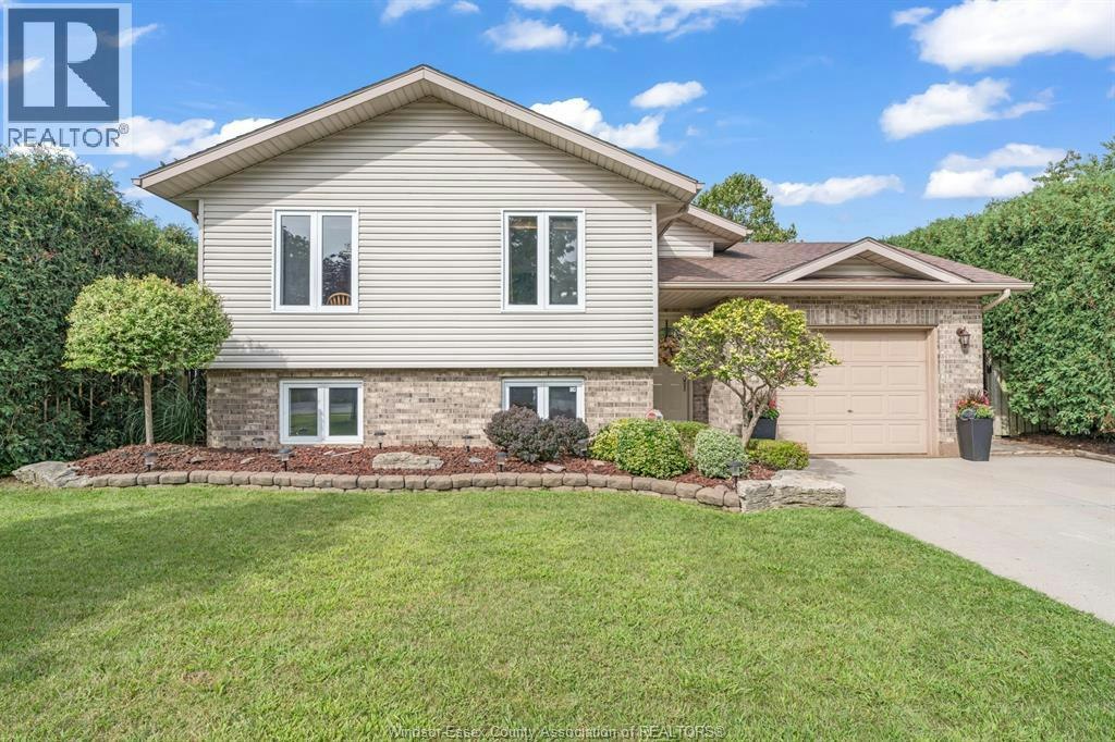 3 Carter Avenue, Leamington, ON, N8H 5E1