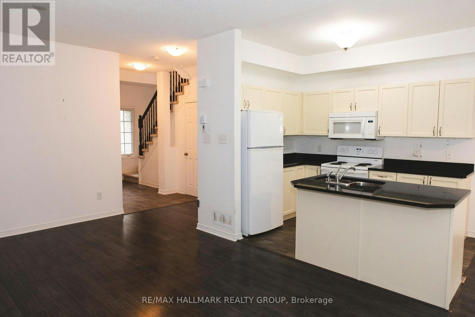 74 Dundalk Private, Ottawa, ON, K2J 0J5 - 5