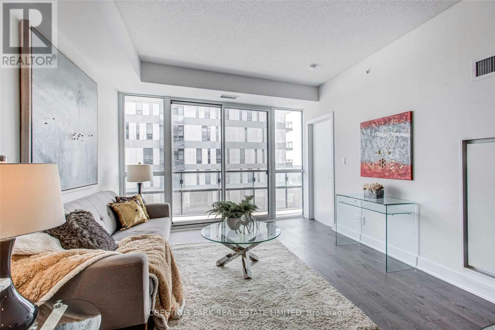 902-99 The Donway W, Toronto, ON, M3C 0N8 - 3
