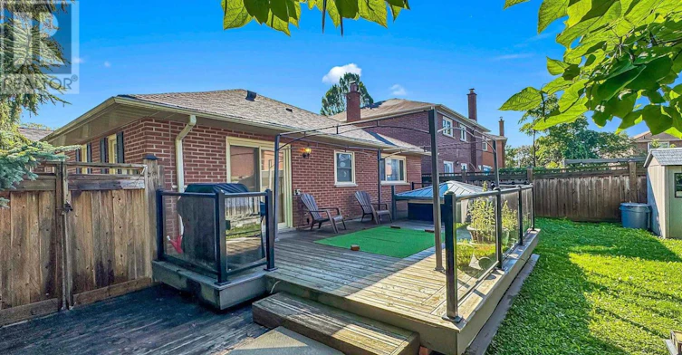 14 Martinet Street, Whitby, ON, L1N 8K8 - 46