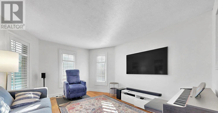 14 Martinet Street, Whitby, ON, L1N 8K8 - 4