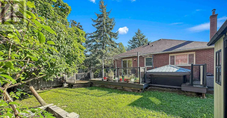 14 Martinet Street, Whitby, ON, L1N 8K8 - 50