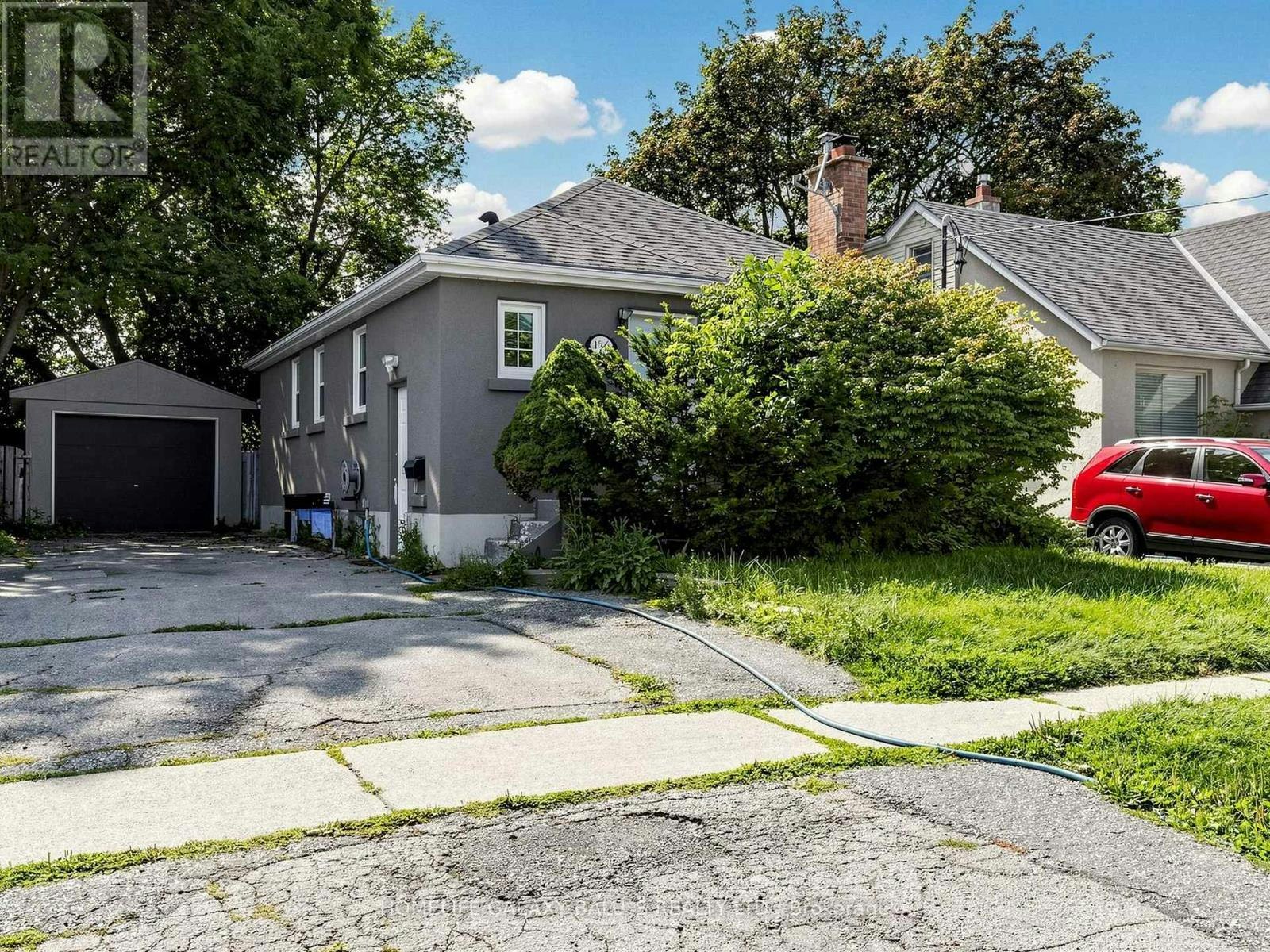 136 Central Park Boulevard N, Oshawa, ON, L1G 5Y7