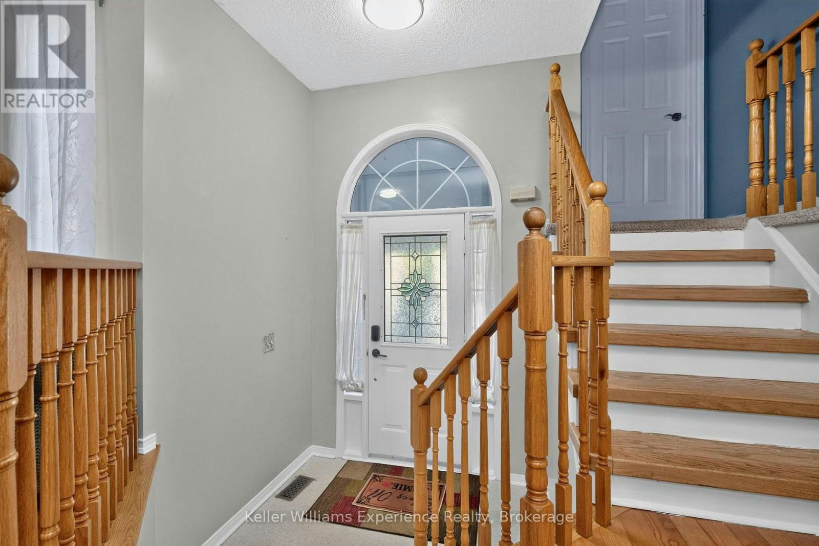 7 Golds Crescent, Barrie, ON, L4N 8R2 - 6