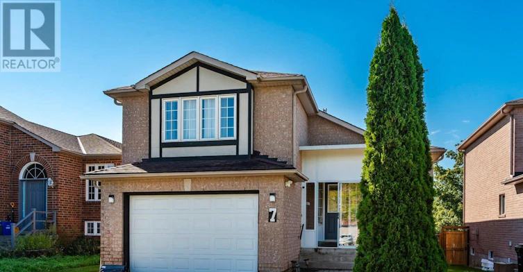 7 Golds Crescent, Barrie, ON, L4N 8R2 - 2