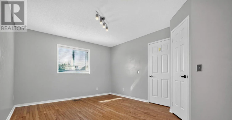 7 Golds Crescent, Barrie, ON, L4N 8R2 - 16