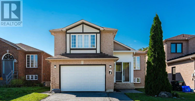 7 Golds Crescent, Barrie, ON, L4N 8R2