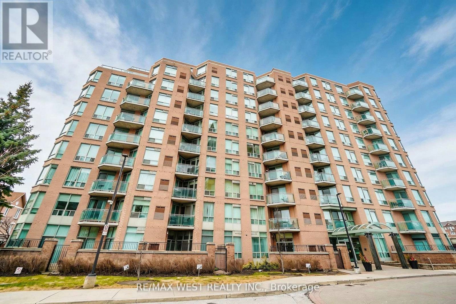 309-190 Manitoba Street, Toronto, ON, M8Y 3Y8
