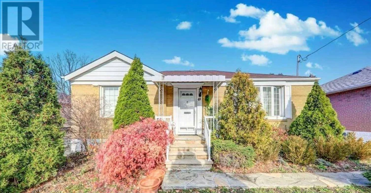 BSMT-46 William Cragg Drive, Toronto, ON, M3M 1V1
