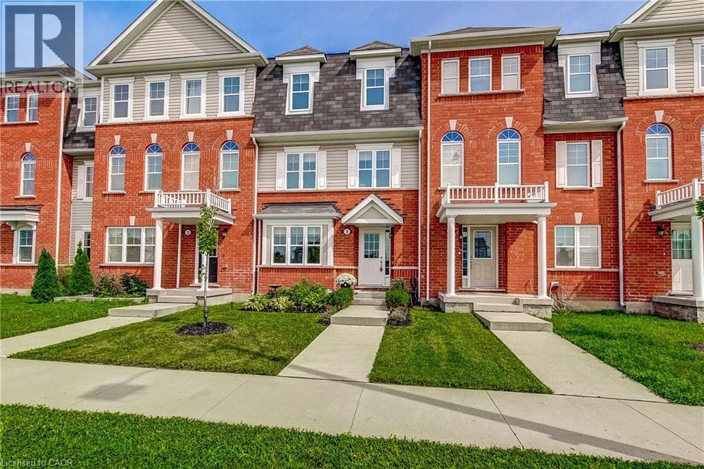3-230 Avonsyde Boulevard, Hamilton, ON, L8B 1T9