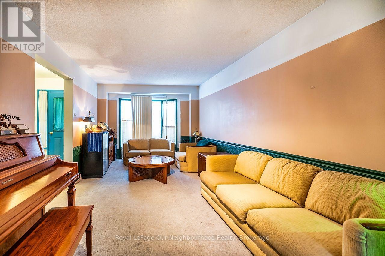 24 Coe Drive, Ajax, ON, L1T 3H9