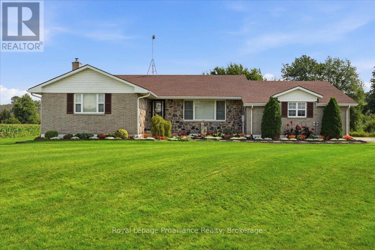305 Valley Road, Prince Edward County, ON, K0K 1A0