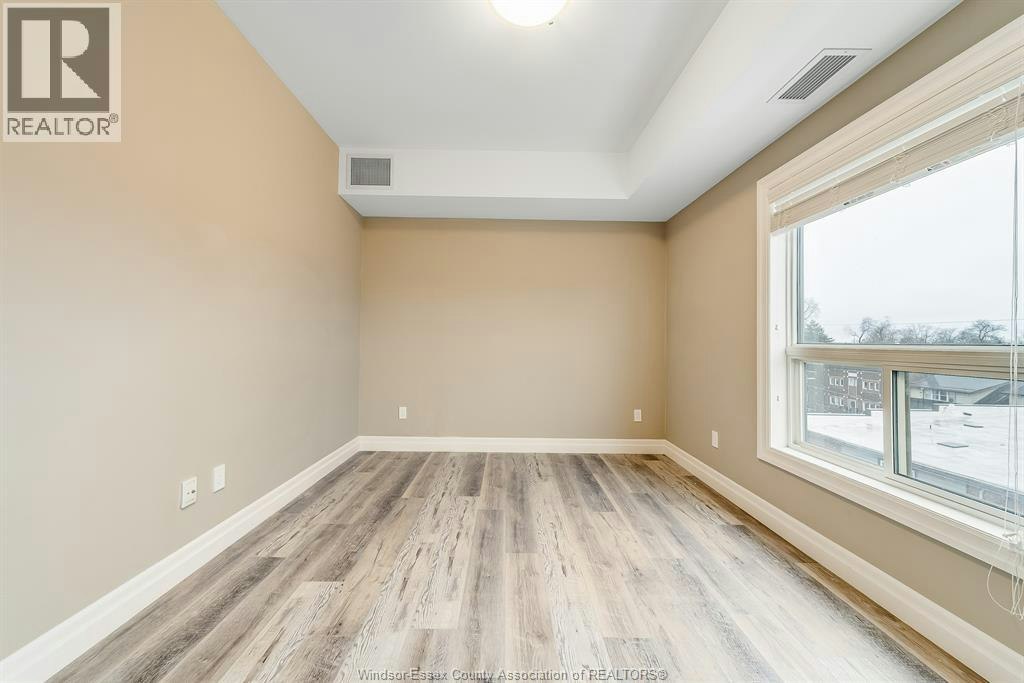 405-955 Ouellette Avenue, Windsor, ON, N9A 4J5 - 17