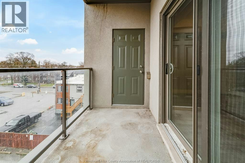 405-955 Ouellette Avenue, Windsor, ON, N9A 4J5 - 24