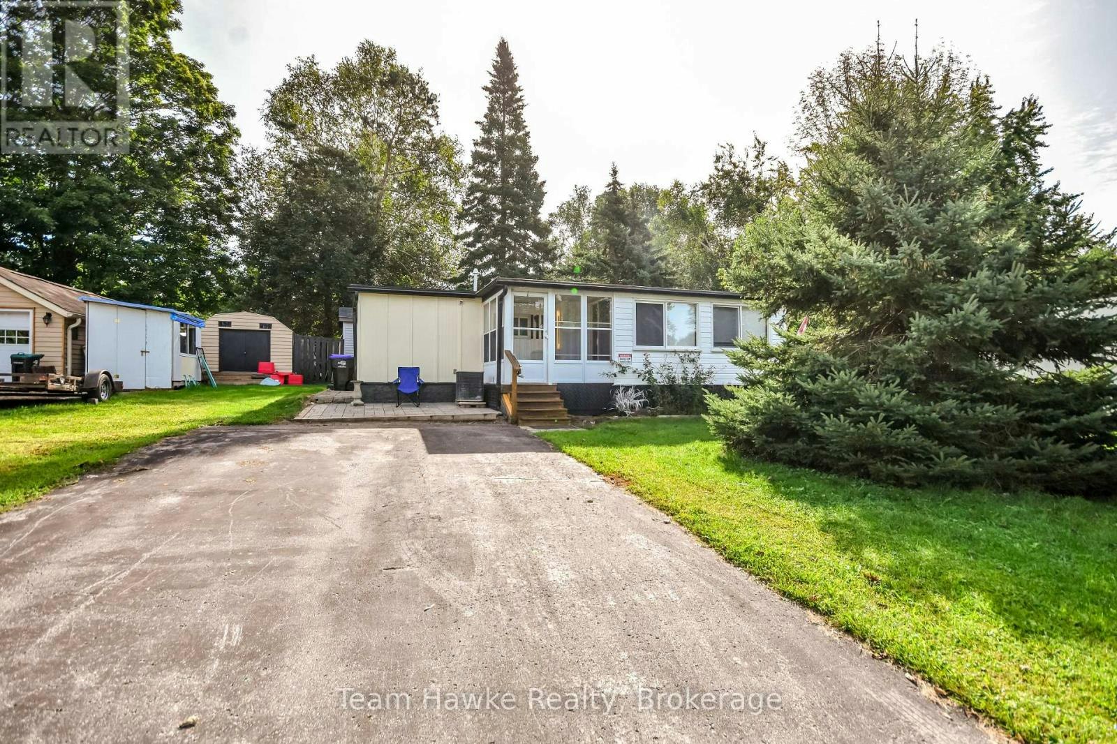 11 Ryan's Road, Midland, ON, L4R 0B9