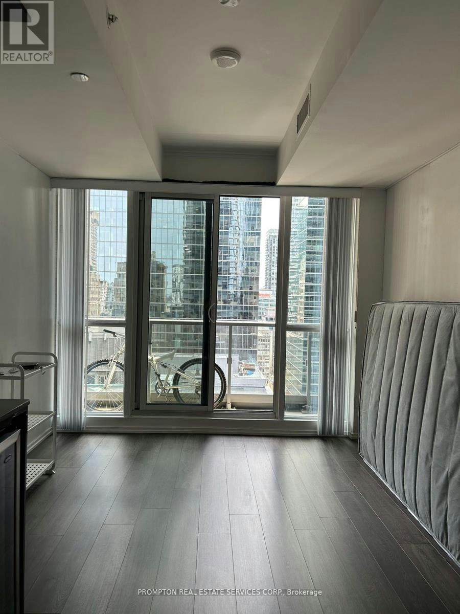 2005-70 Temperance Street, Toronto, ON, M5H 0B1 - 3