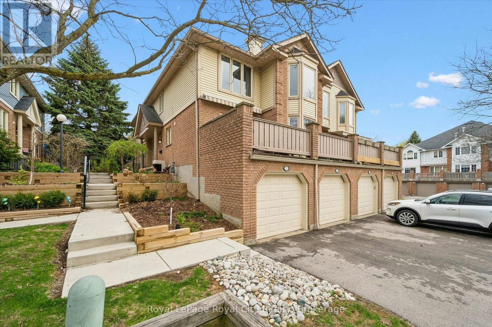 25-941 Gordon Street, Guelph, ON, N1G 4R9