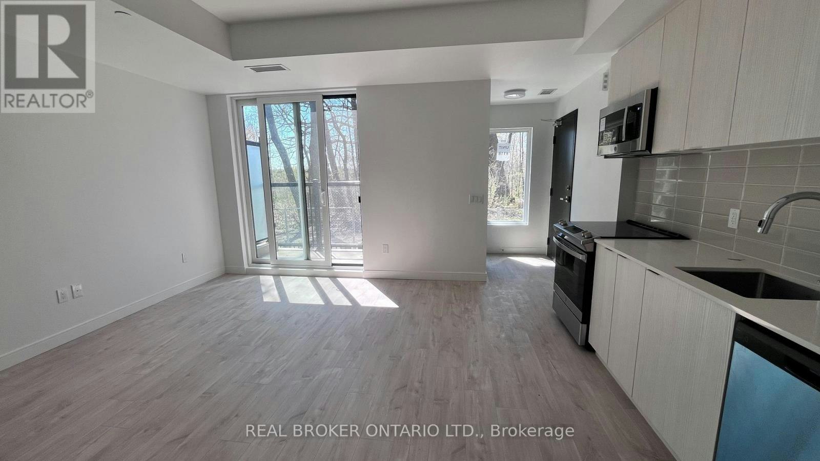 11-170 Clonmore Drive, Toronto, ON, M1N 1Y1 - 11