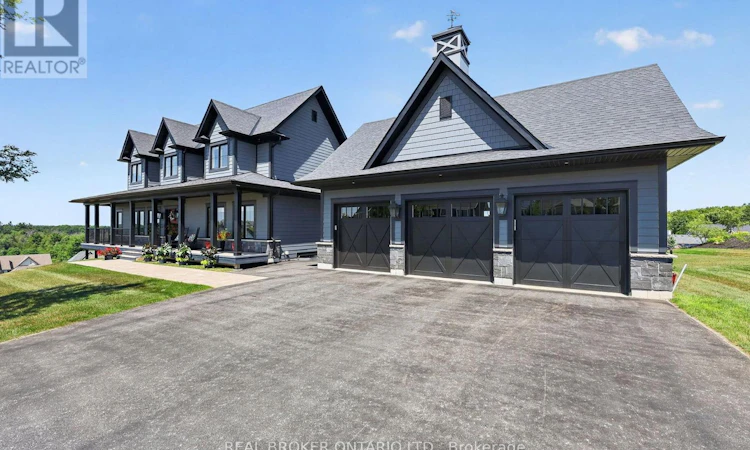 29 Thoroughbred Drive