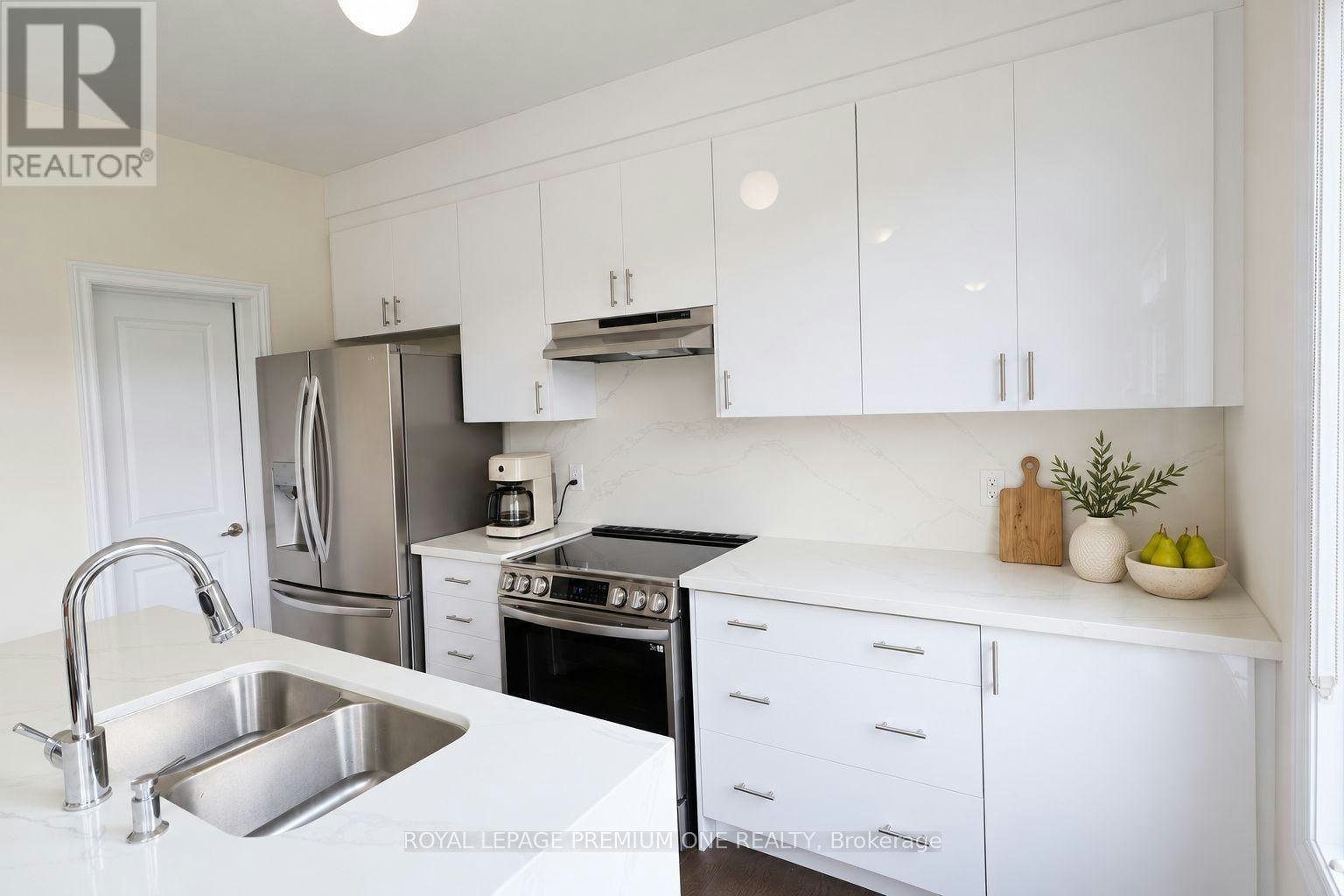 13 Simona Avenue, Wasaga Beach, ON, L9Z 0L5 - 9