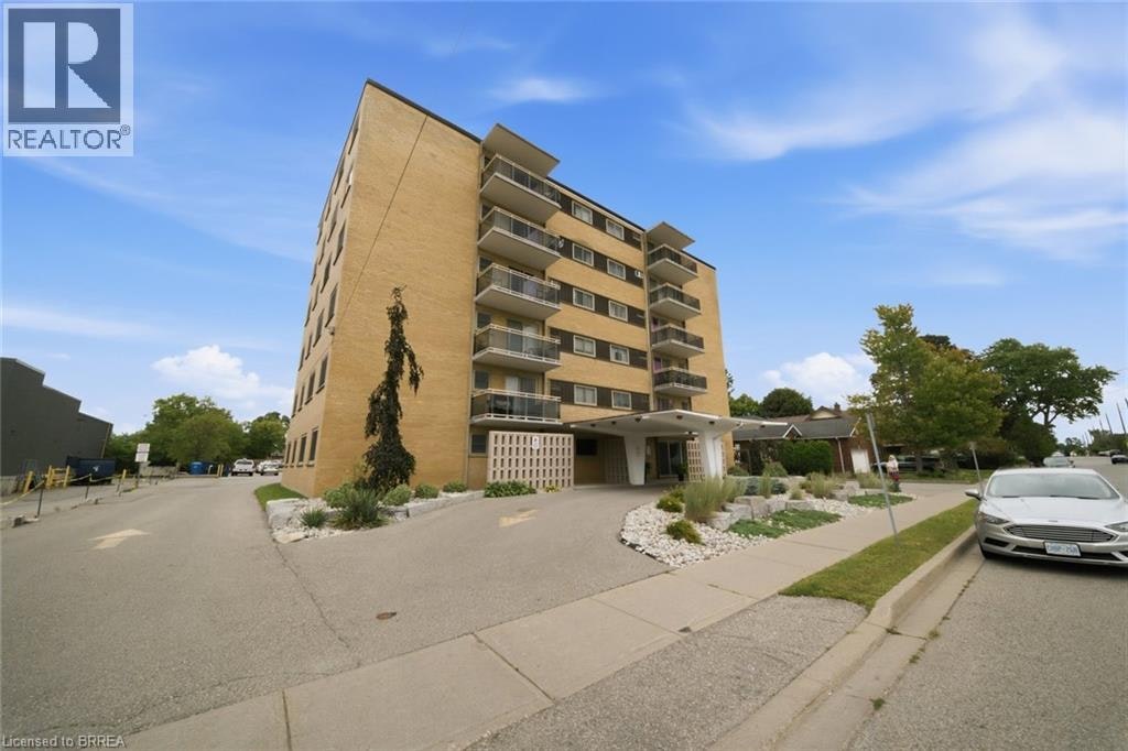 508-87 St George Street, Brantford, ON, N3R 1V5