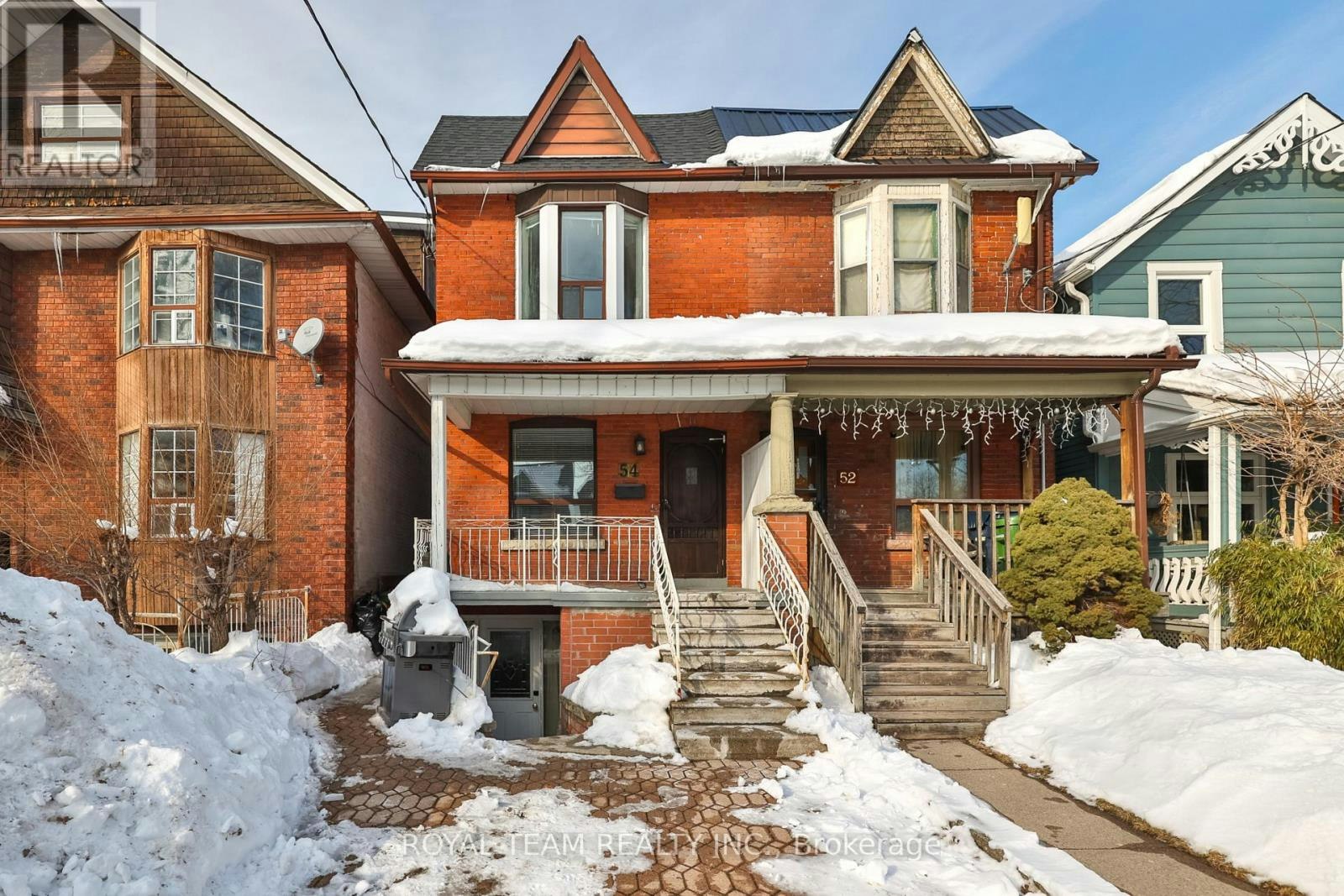 54 Maher Avenue, Toronto, ON, M6P 1G6