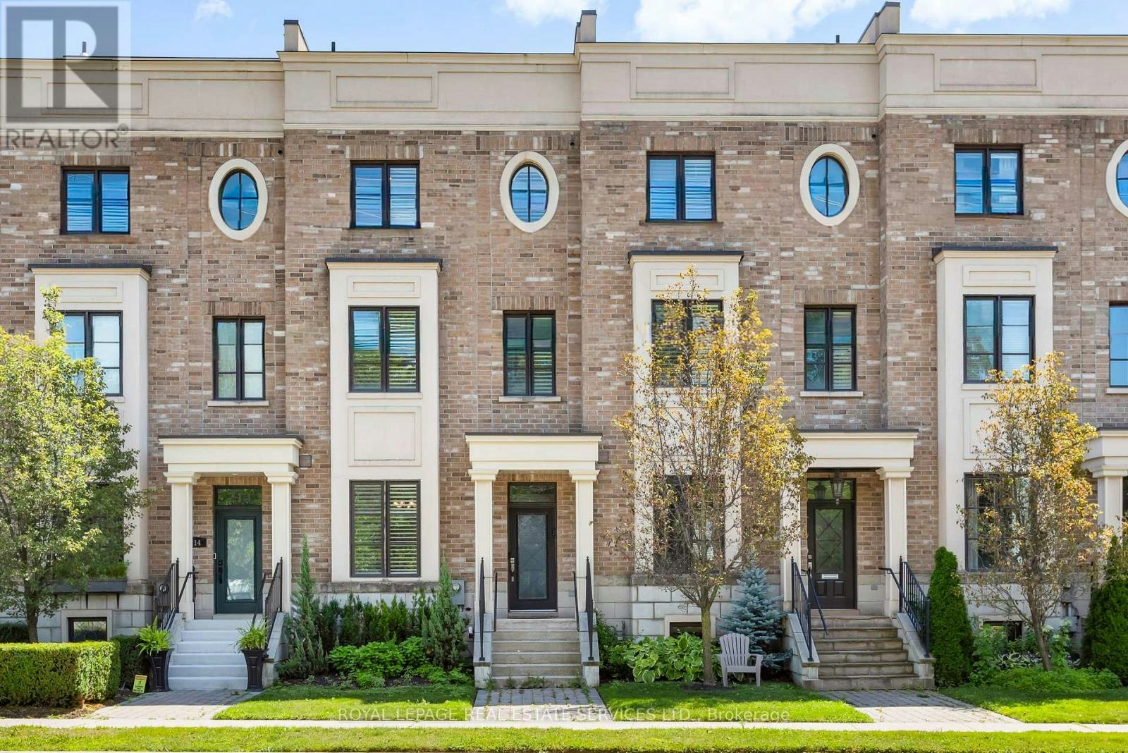 216 Rebecca Street, Oakville, ON, L6K 1J9