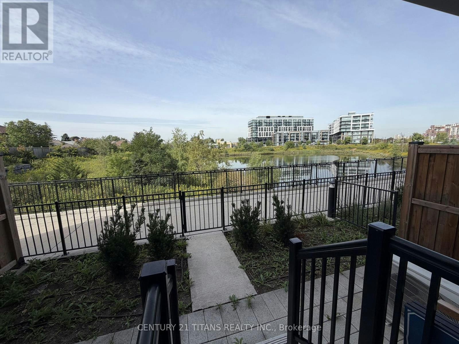 107-155 Downsview Park (Upper Bedrooms Boulevard, Toronto, ON, M3K 0E3 - 3