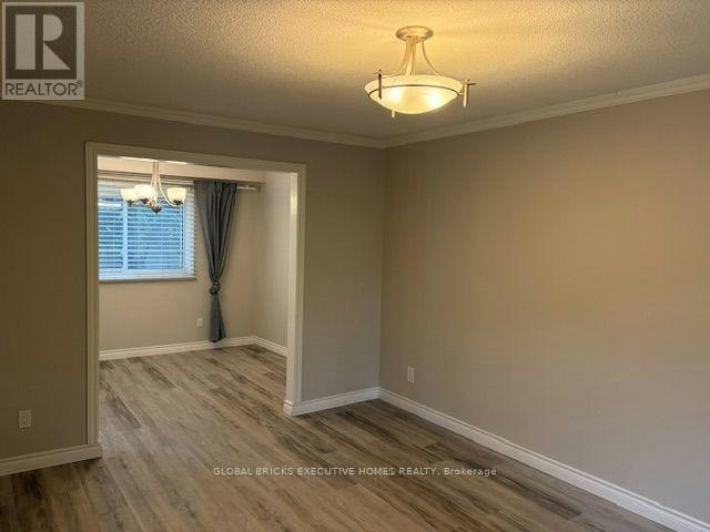 3232 Ulman Road, Oakville, ON, L6L 5T1 4