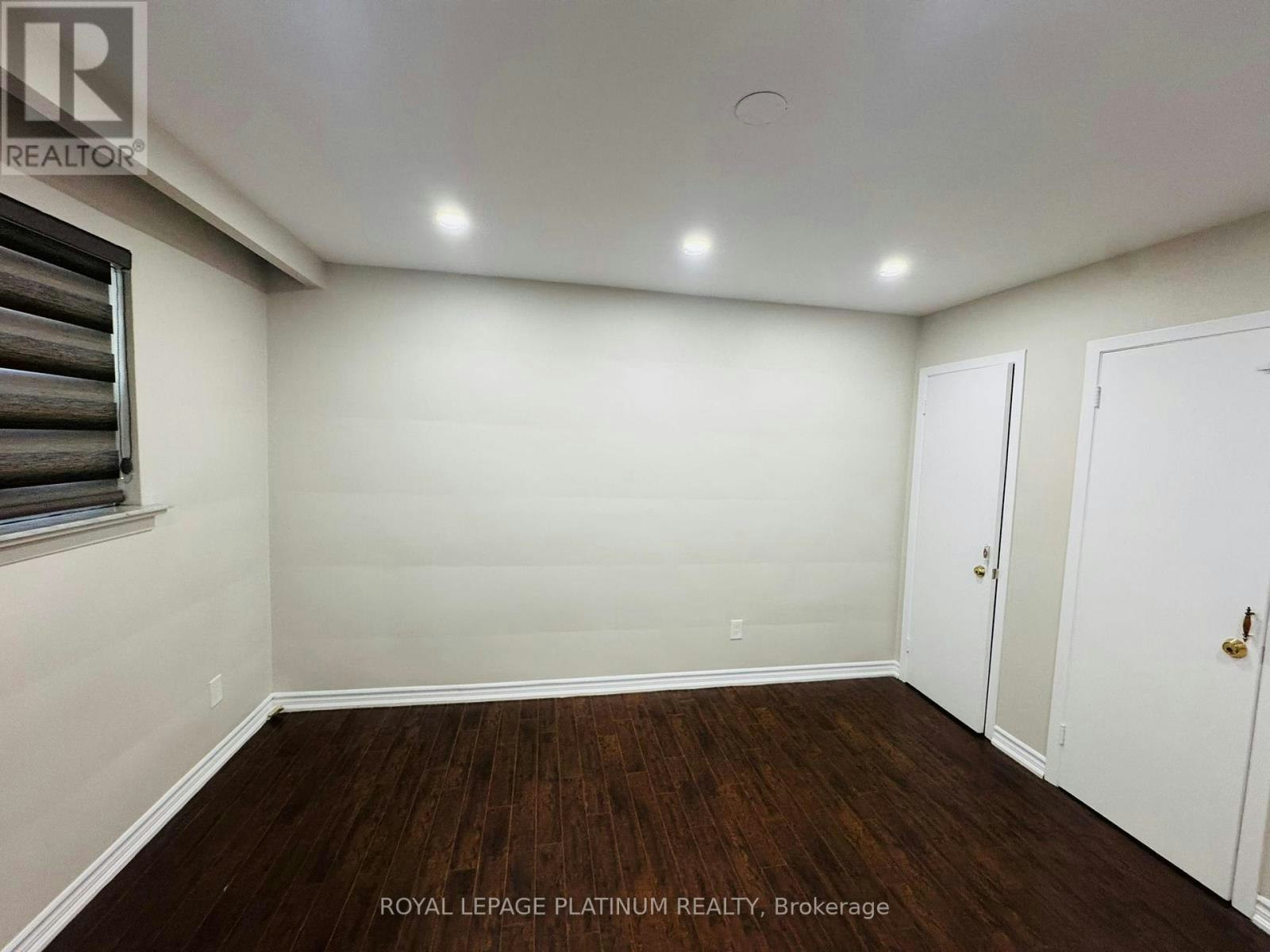 7073 Magic Court, Mississauga, ON, L4T 3A2 - 3