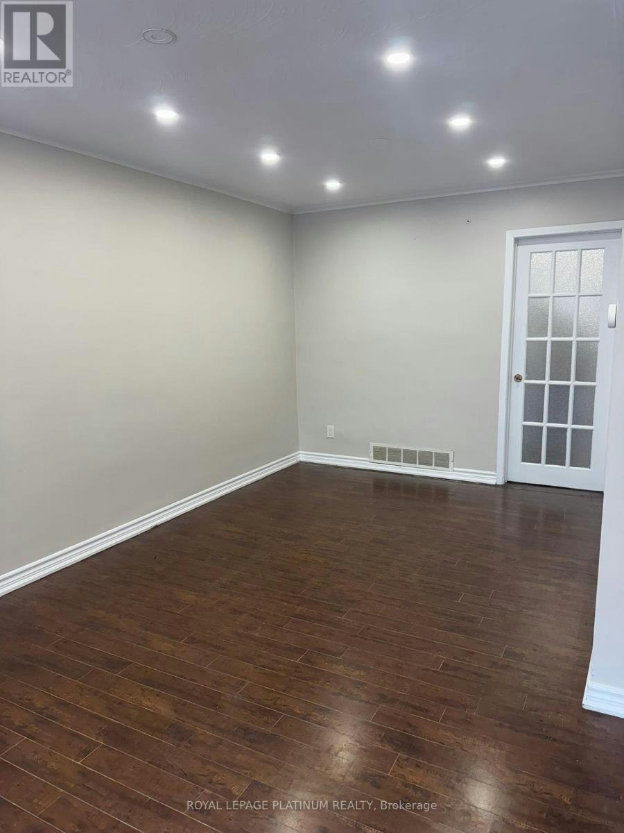 7073 Magic Court, Mississauga, ON, L4T 3A2 - 14