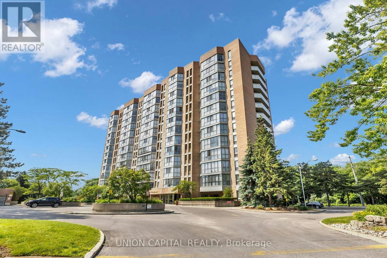 502-265 Westcourt Place, Waterloo, ON, N2L 6E4