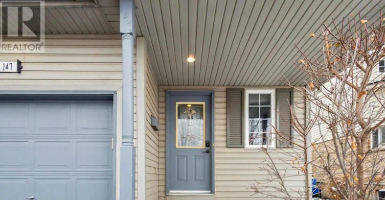 147 Crawford Crescent, Cambridge, ON, N1T 1X8 - 2