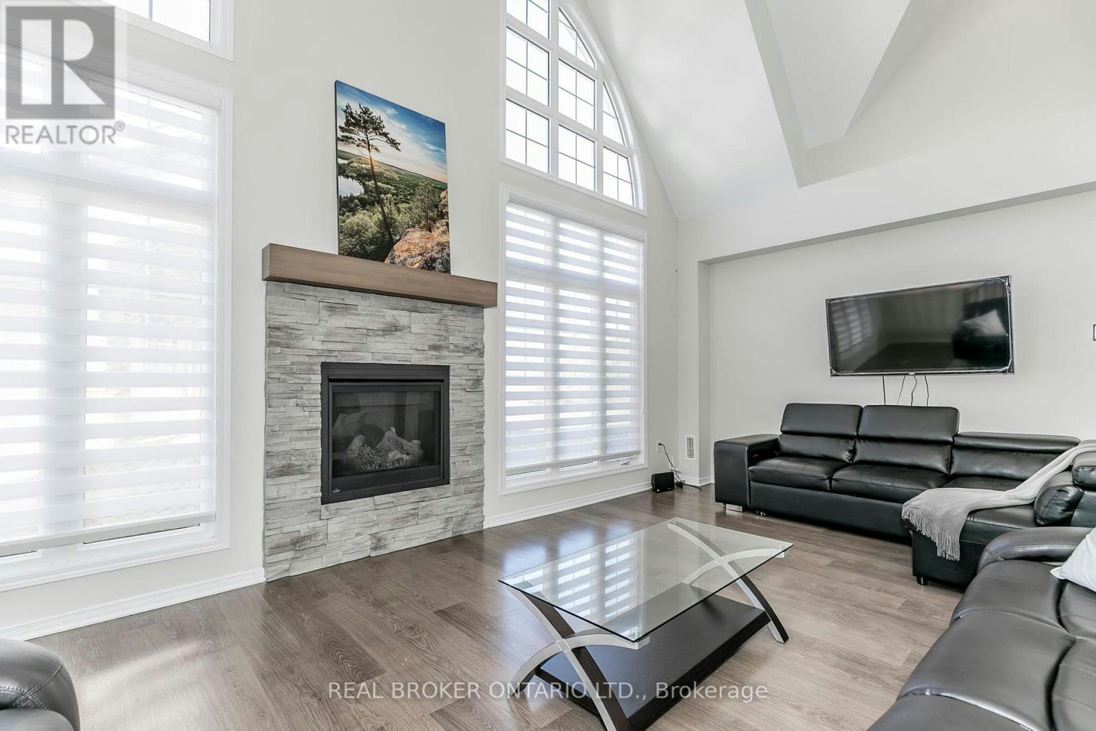 47 Marina Village Drive, Georgian Bay, ON, L0K 1S0 - 7