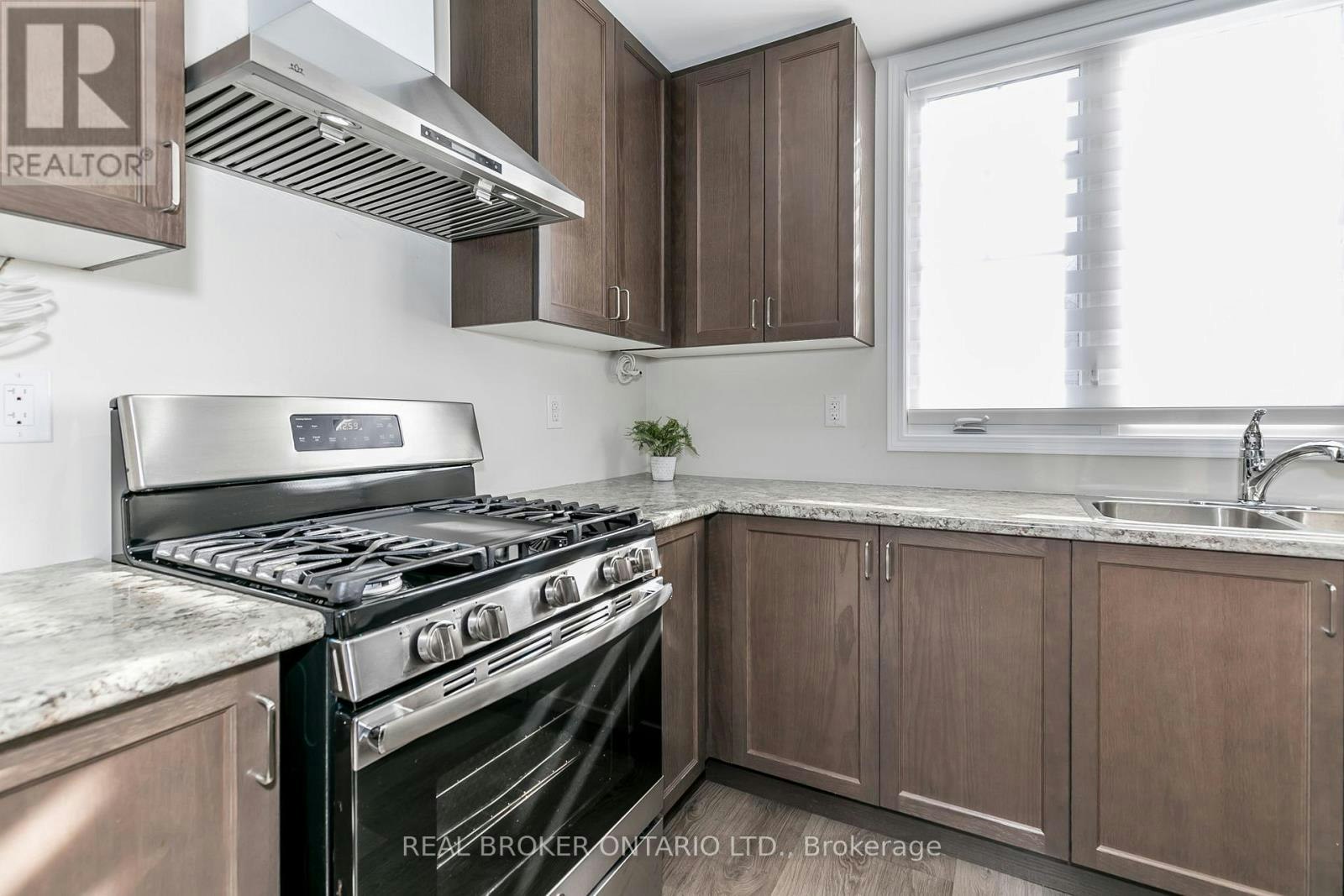 47 Marina Village Drive, Georgian Bay, ON, L0K 1S0 - 12