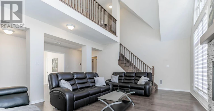 47 Marina Village Drive, Georgian Bay, ON, L0K 1S0 - 8