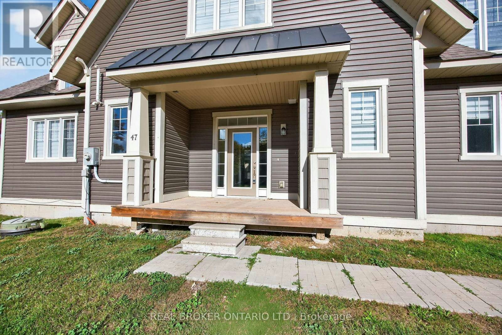 47 Marina Village Drive, Georgian Bay, ON, L0K 1S0 - 4