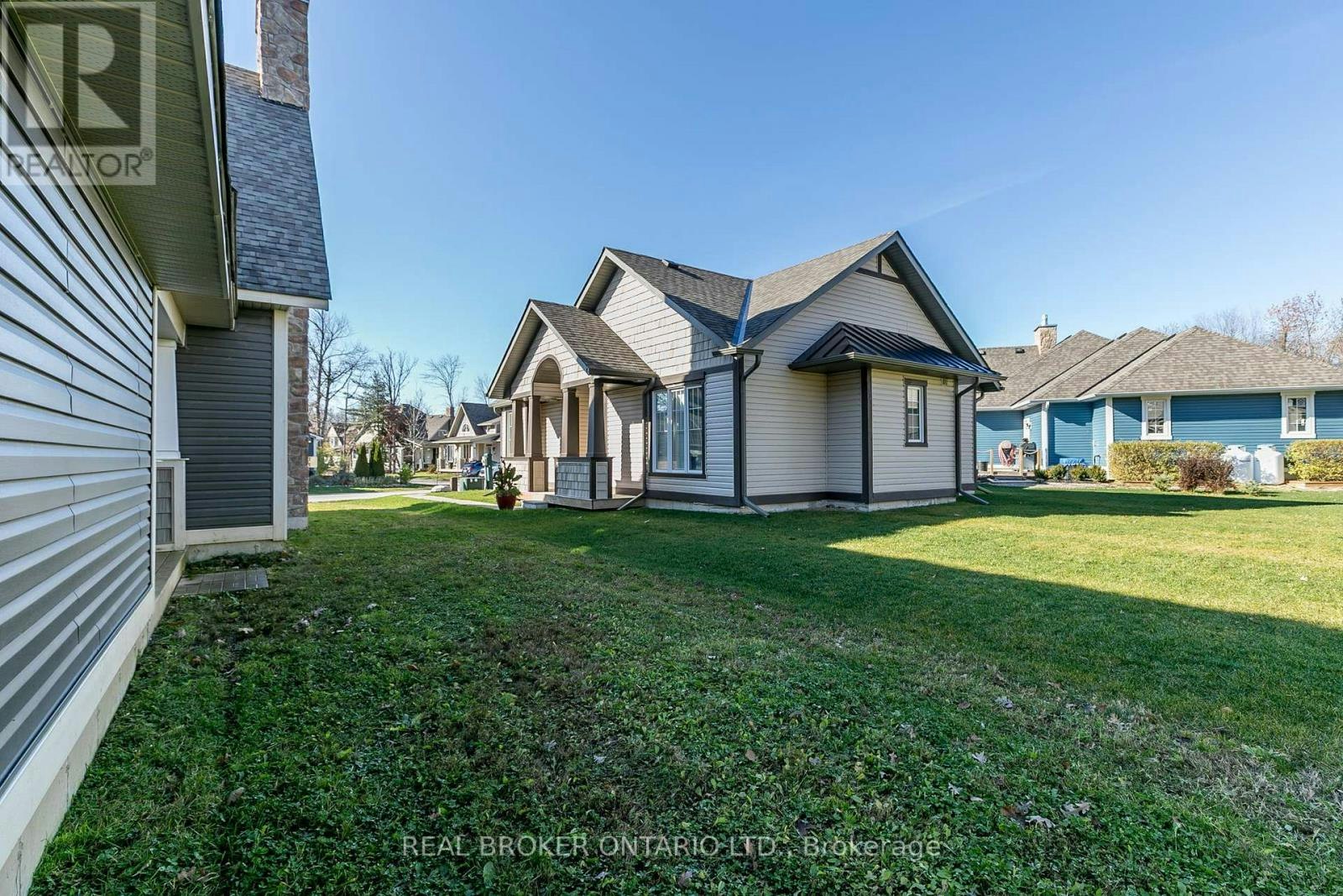 47 Marina Village Drive, Georgian Bay, ON, L0K 1S0 - 34