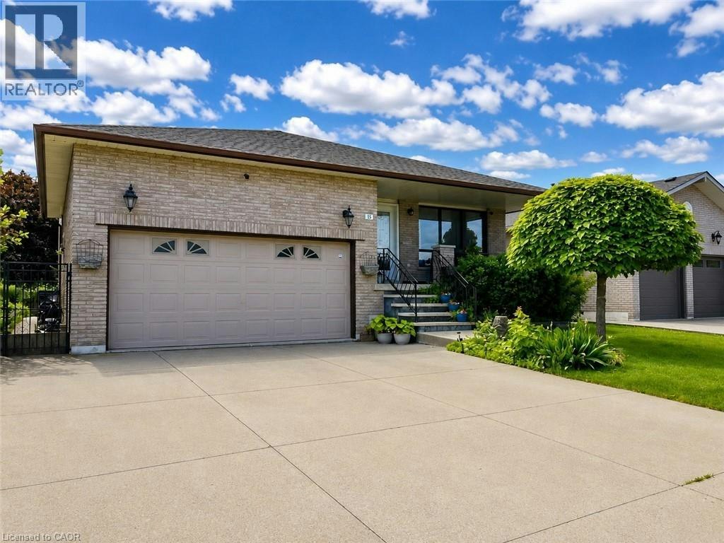 15 Ellen Avenue, Hamilton, ON, L8G 5A9