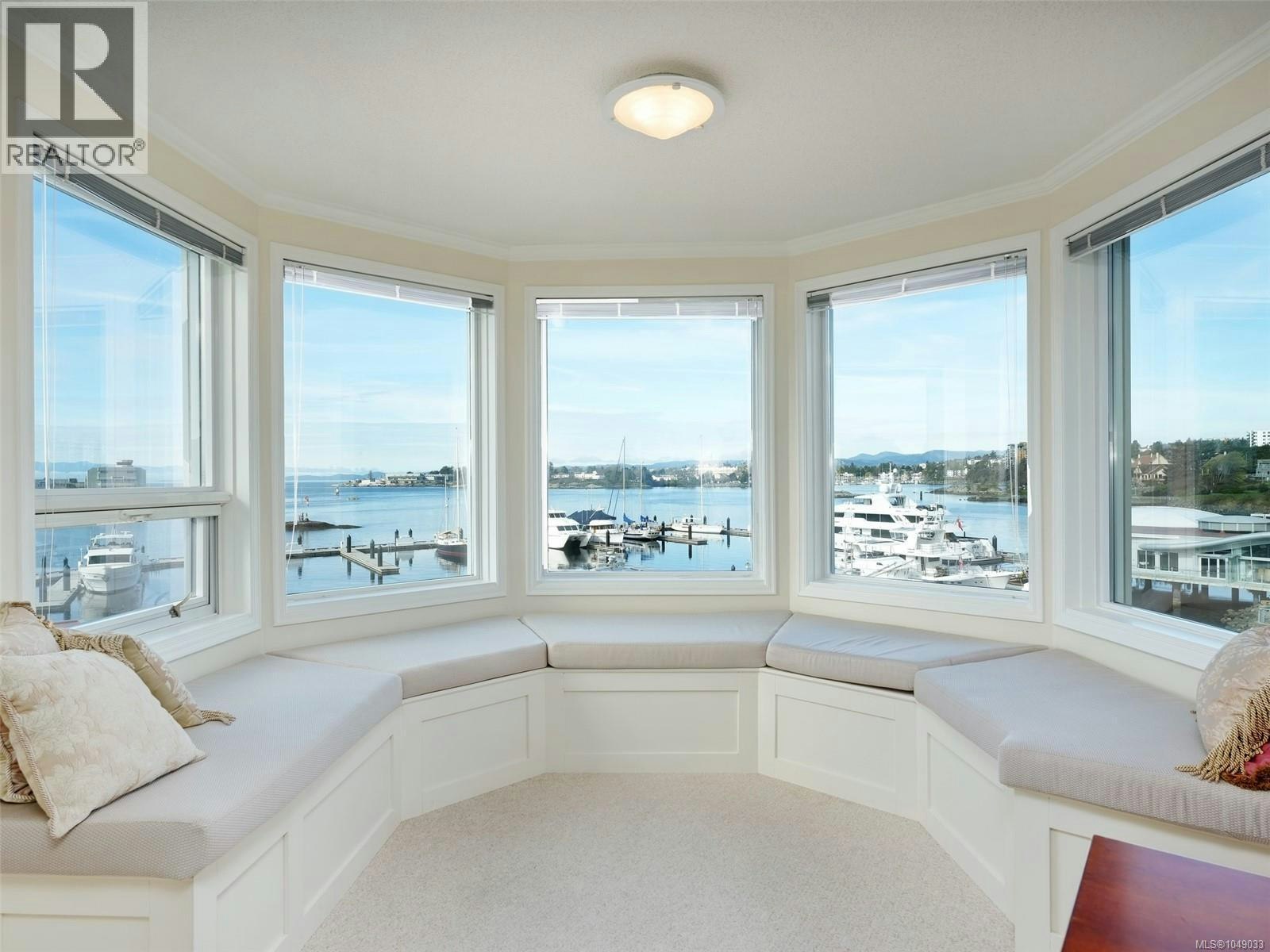 313-10 Paul Kane Place, Victoria, BC, V9A 7J8