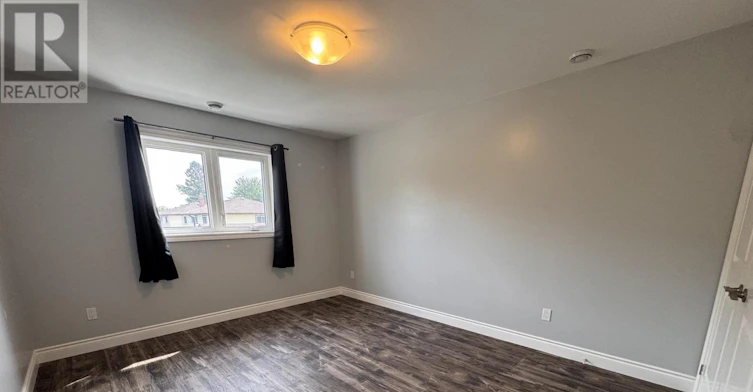 627 Bloor Street E, Oshawa, ON, L1H 3N4 - 16