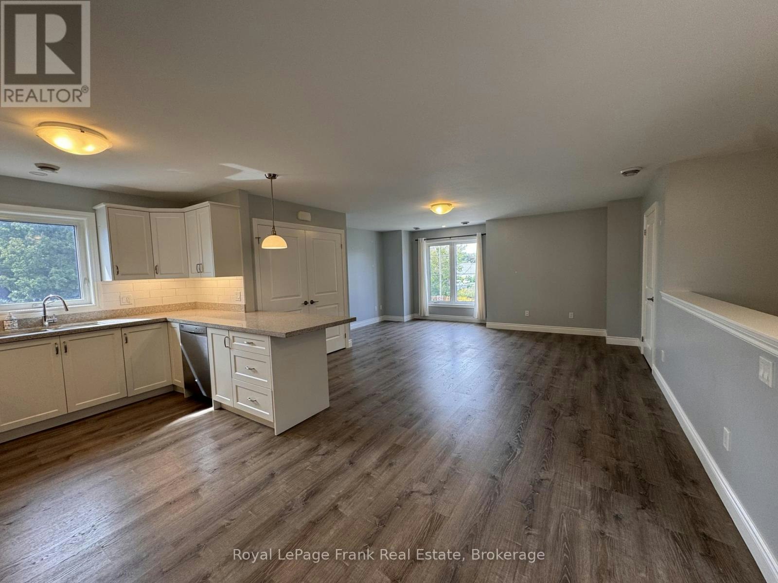 627 Bloor Street E, Oshawa, ON, L1H 3N4 - 2