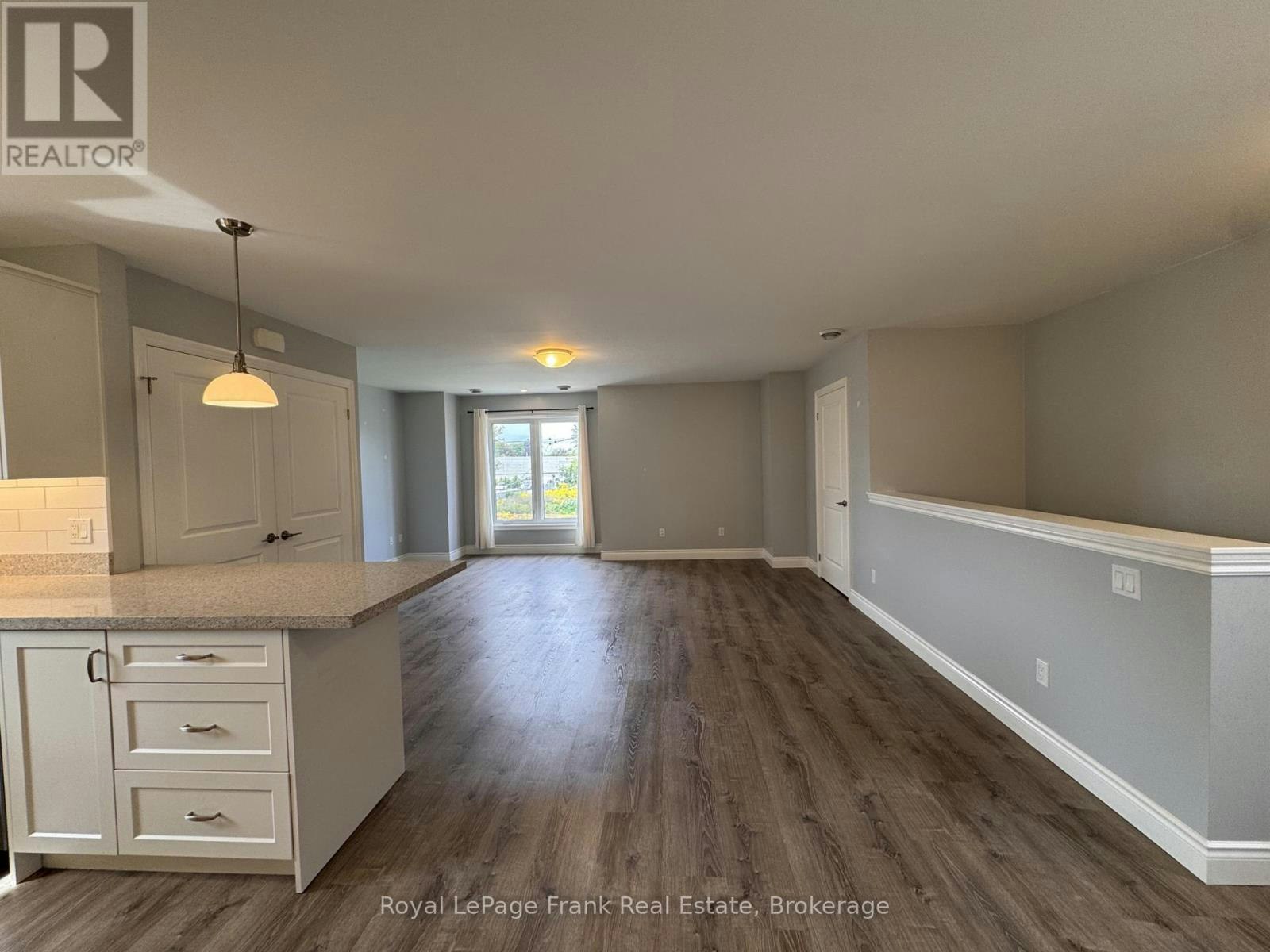 627 Bloor Street E, Oshawa, ON, L1H 3N4 - 9