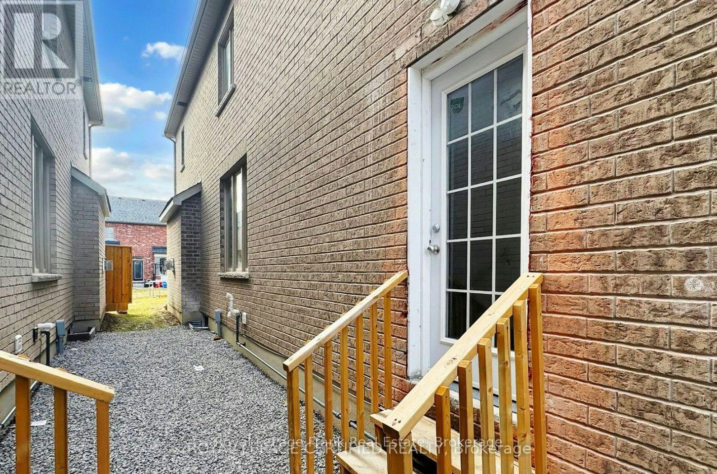 BASEMENT-21 Ouellette Drive, Whitby, ON, L1P 0E3 - 2
